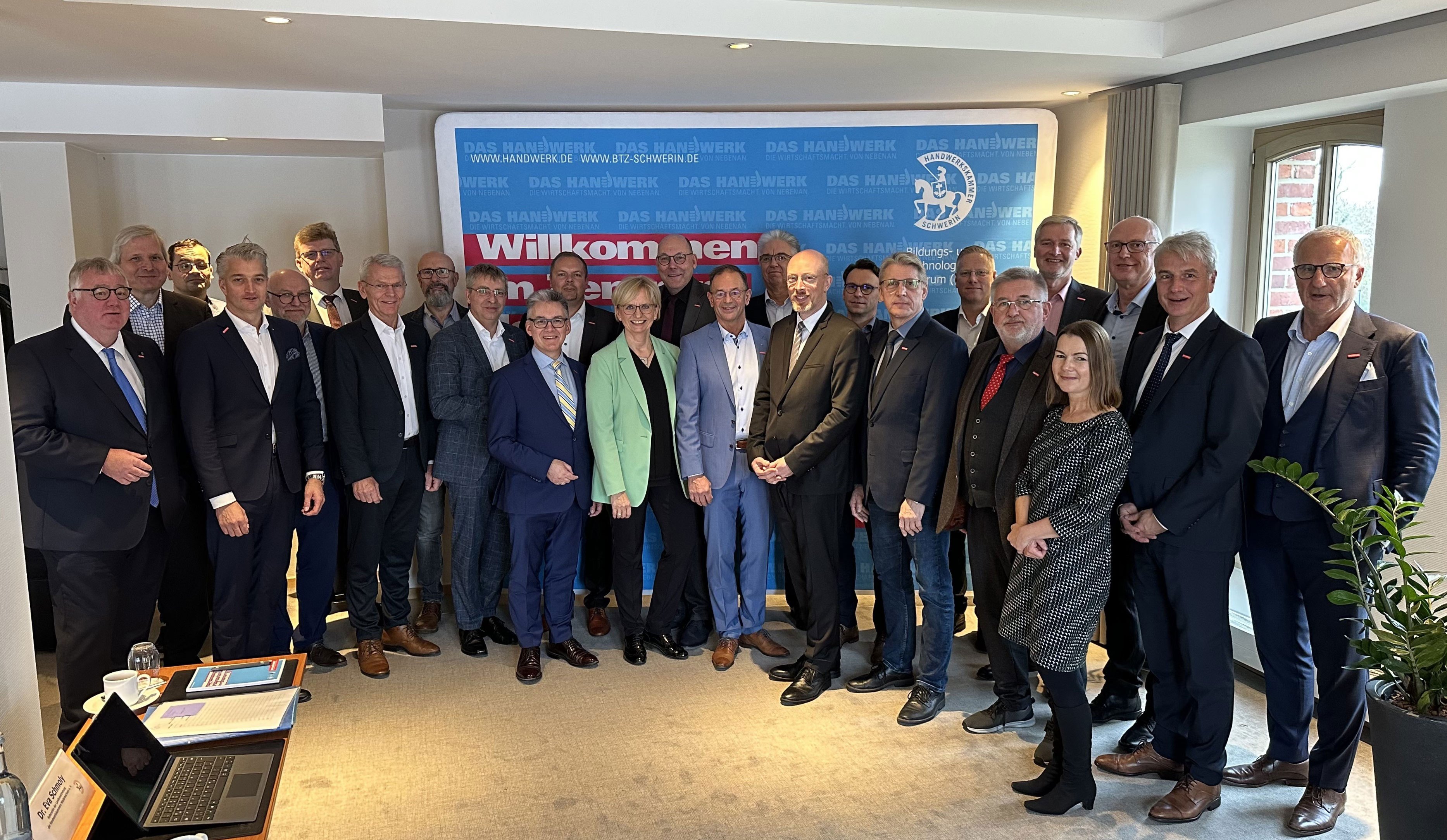 Vanessa Bahr und die Handwerkskammer Schwerin.